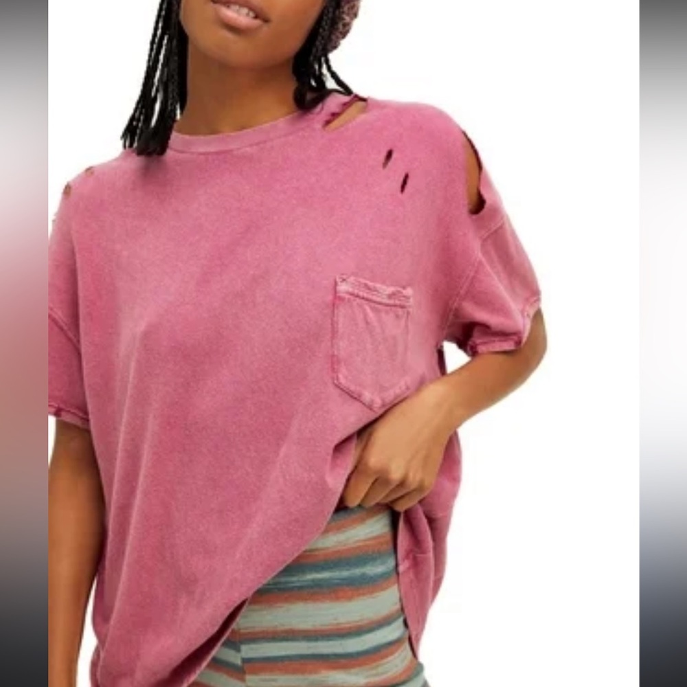 We The Free Vintage Pink Distressed Tee size small